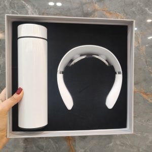 ست هدیه مدل ماساژور گردنی و فلاسک نیم لیتری